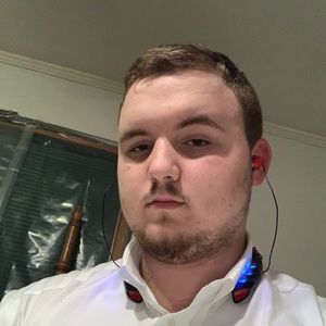 Meet your Posher, Cameron